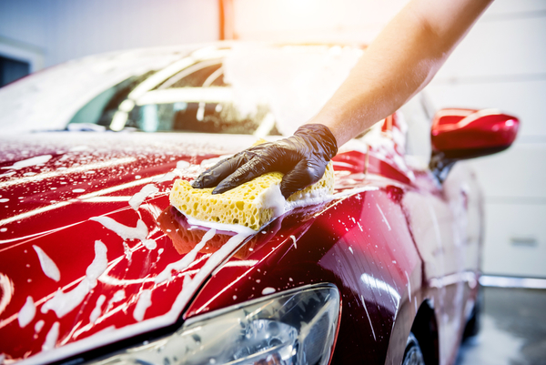 Ako umyť auto bez poškodenia karosérie